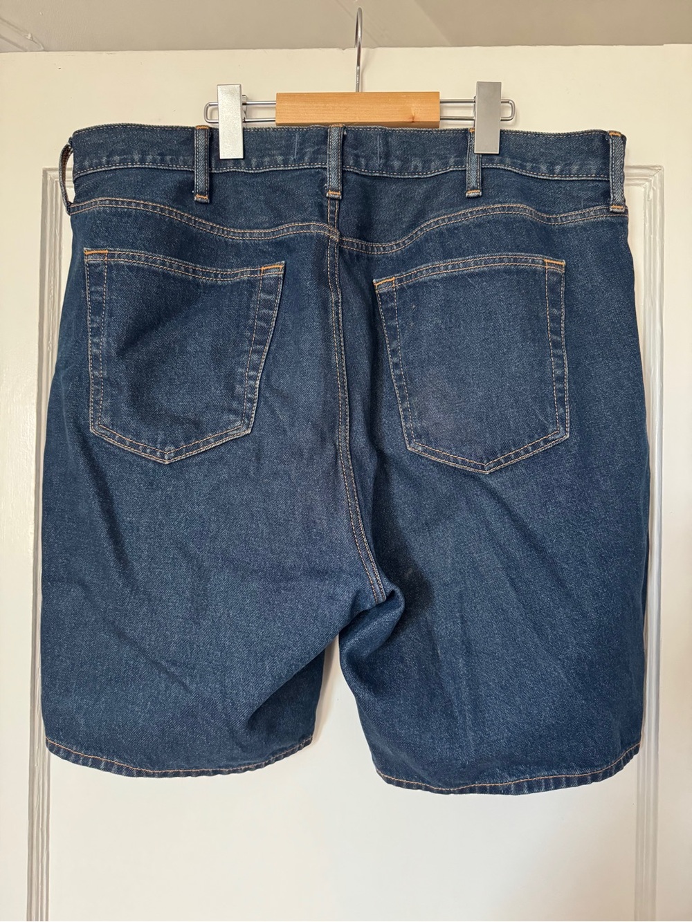 Abercrombie & Fitch Men's Dark Blue Denim Jean Shorts - Picture 2 of 3